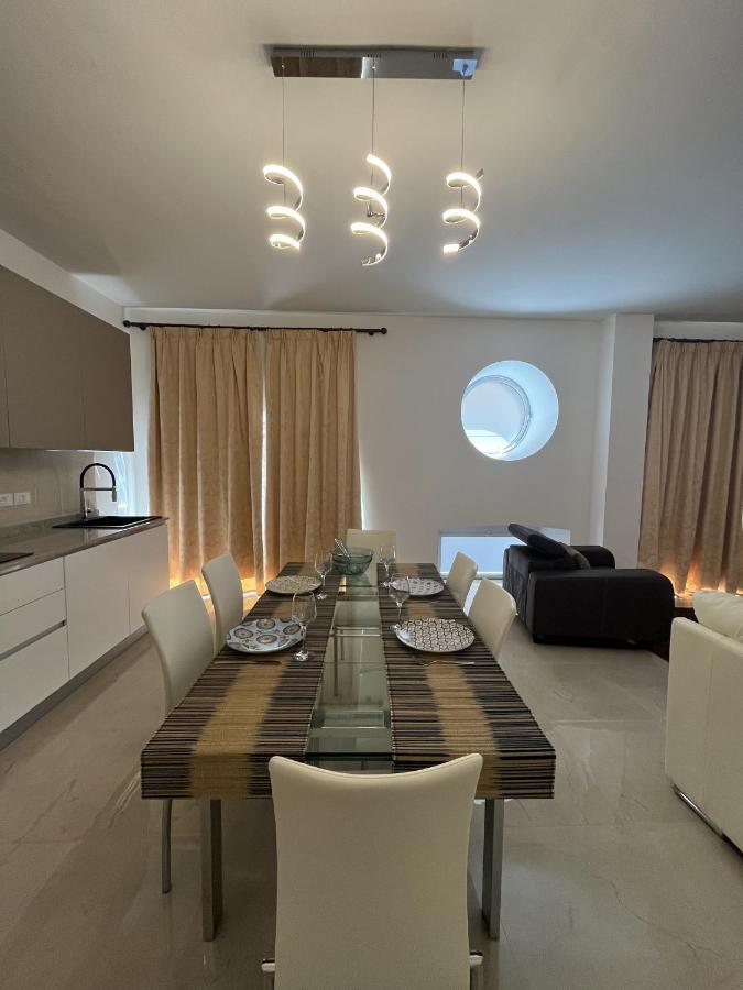 Residence Belvedere Триест Екстериор снимка